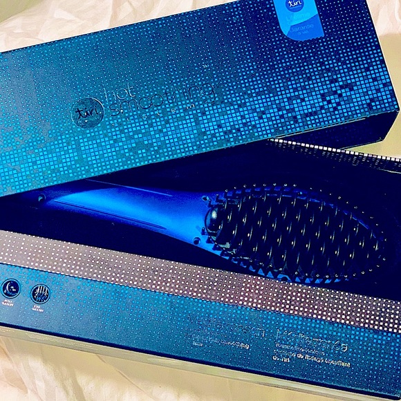 TiRi Other - Awesome styling Brush by Tiri